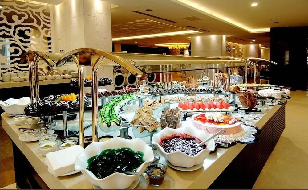SEAMELIA BEACH RESORT HOTEL & SPA photo 1