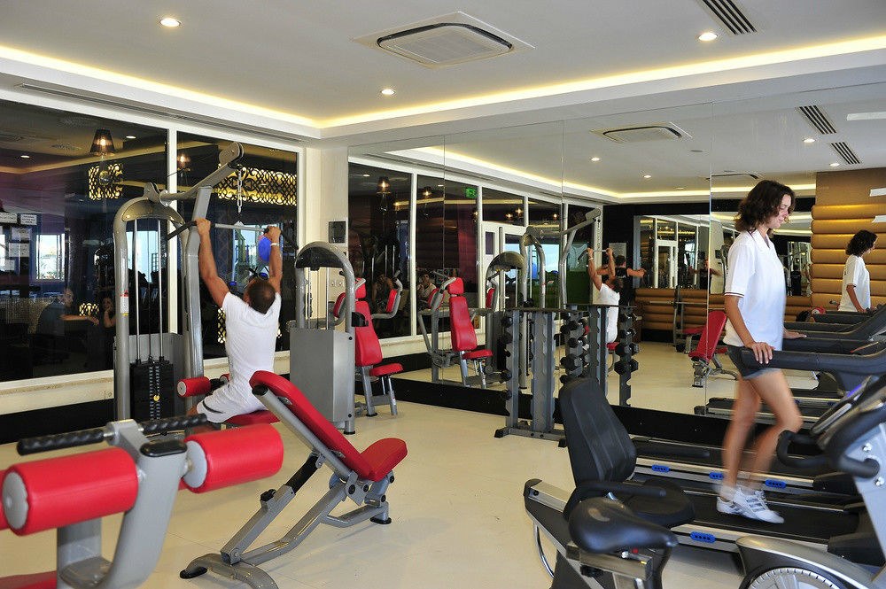 LAKE & RIVER SIDE HOTEL & SPA