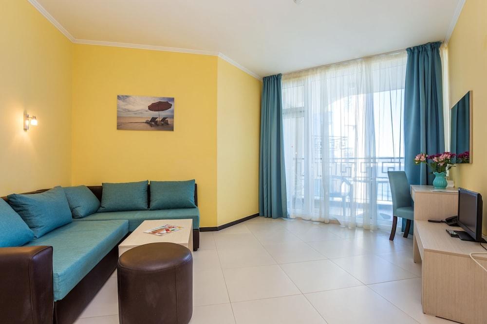 DIT BLUE PEARL HOTEL photo 3