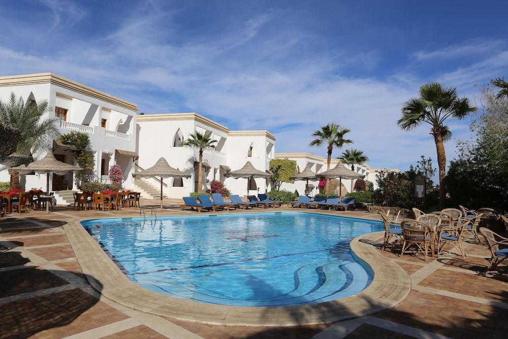 CLUB REEF VILLAGE