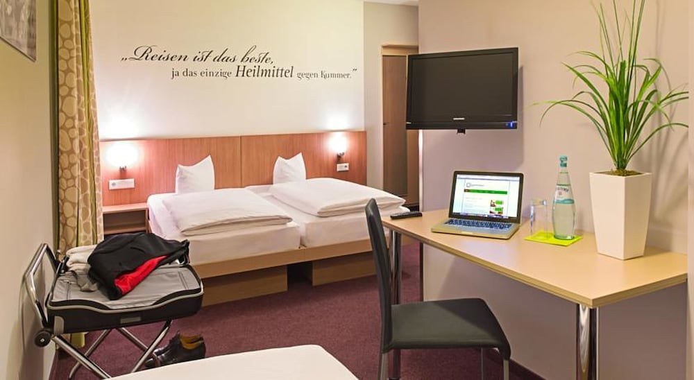 Hotel Mainstation photo 3