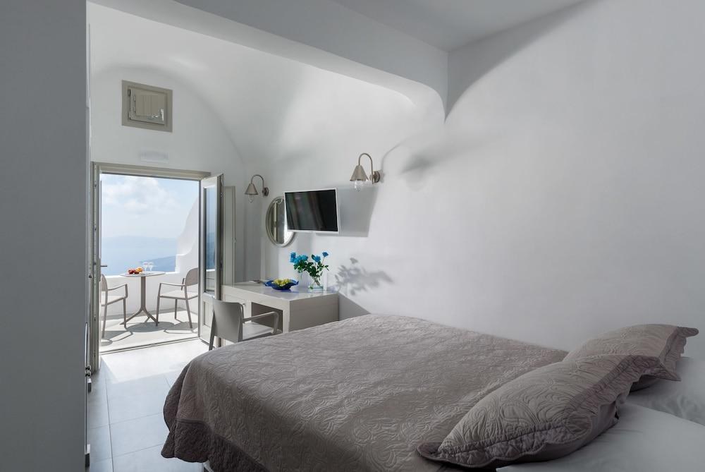 KROKOS VILLAS photo 4