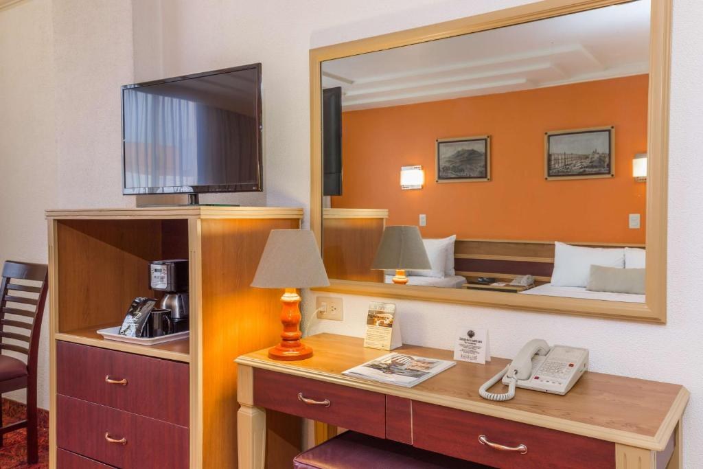 HOTEL & SUITES ESTORIL photo 4