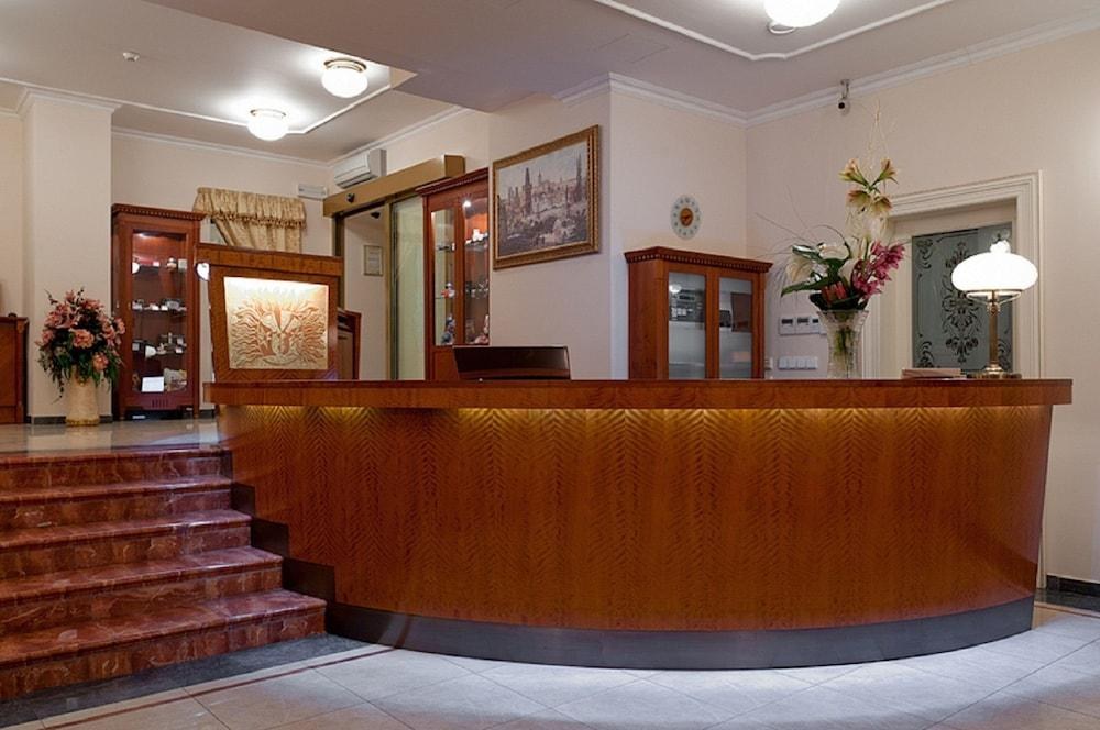 AMIGO CITY CENTRE HOTEL photo 2