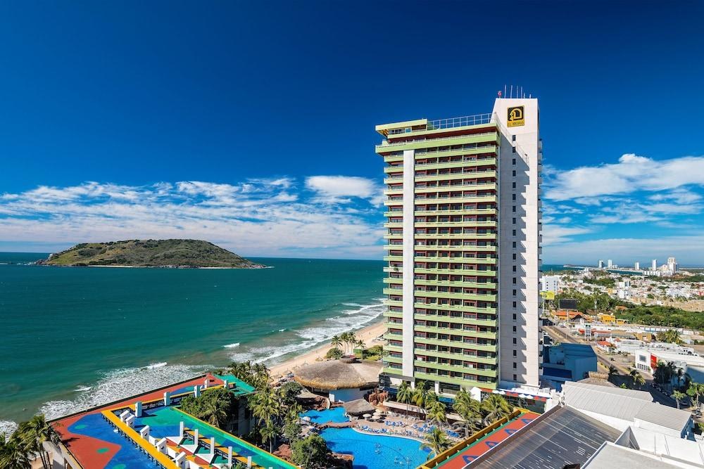 EL CID EL MORO BEACH HOTEL photo 2