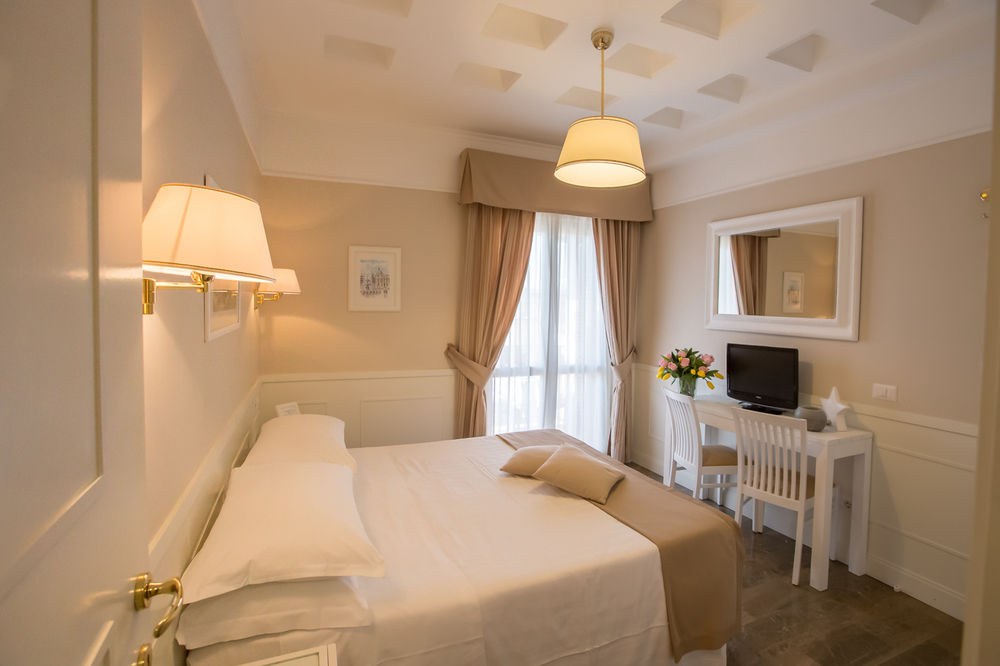 Hotel Modigliani photo 1