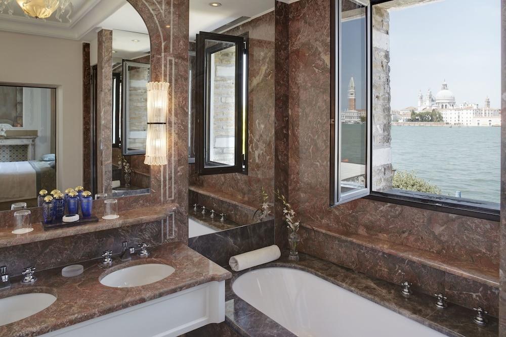 Belmond Hotel Cipriani photo 3
