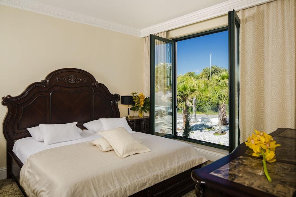 ROYAL PRINCESS HOTEL photo 4