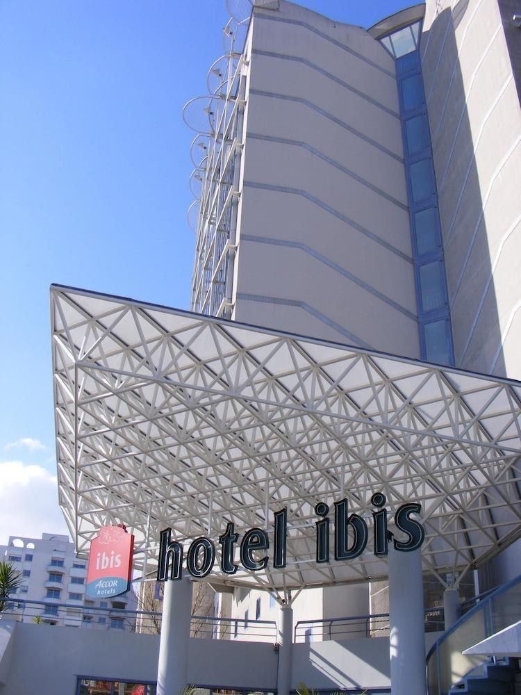IBIS BORDEAUX CENTRE MERIADECK photo 2