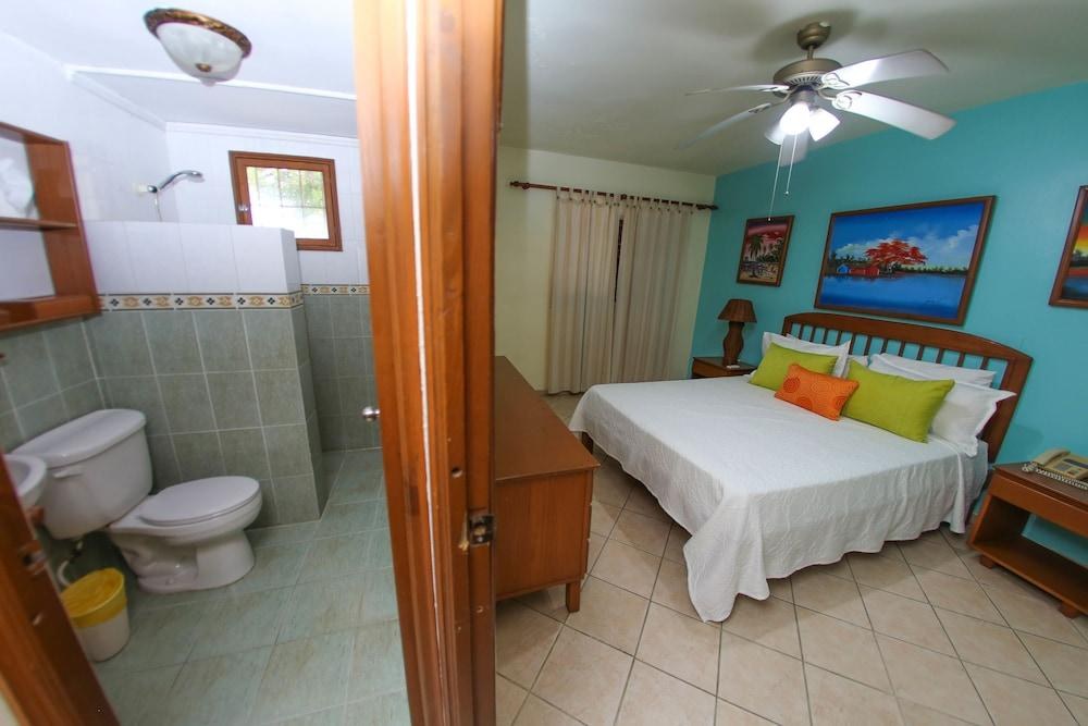 ACUARIUM SUITE RESORT photo 4