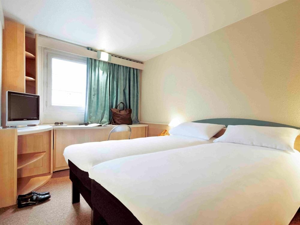 B AND B HOTEL MARSEILLE PRADO PARC DES EXPOSITIONS photo 2