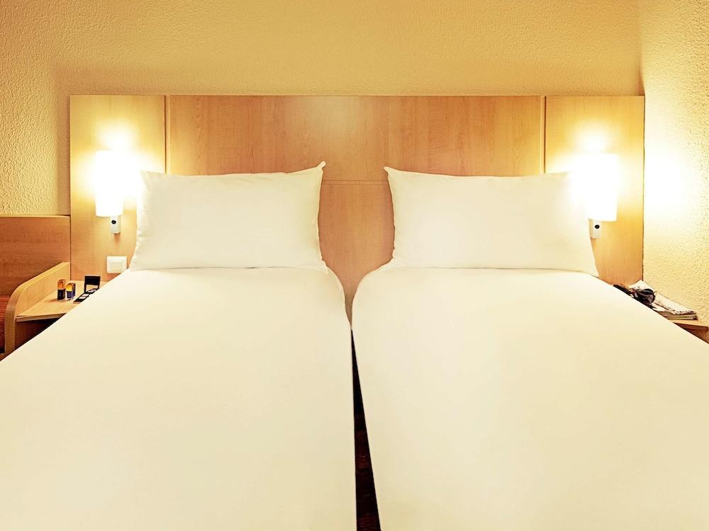 IBIS MONTPELLIER CENTRE COMEDIE photo 2