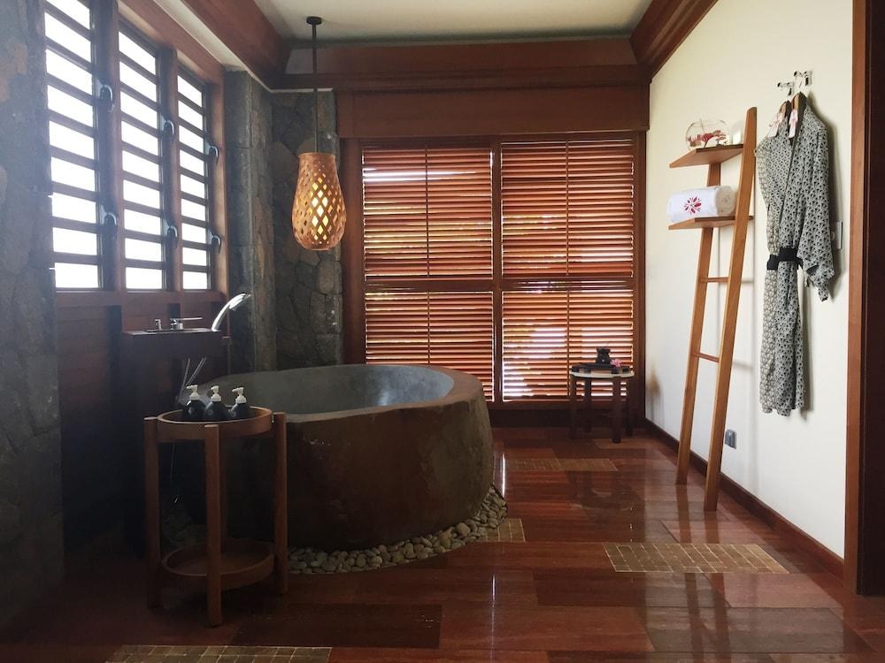 ANGSANA BALACLAVA photo 2