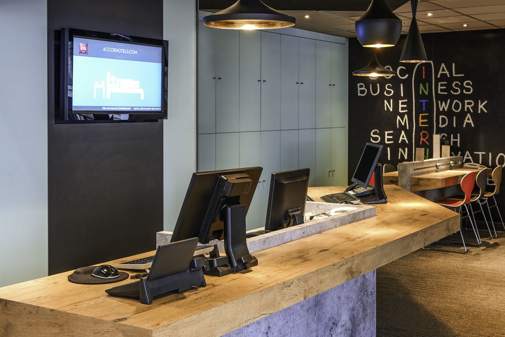 IBIS STRASBOURG CENTRE HALLES photo 1