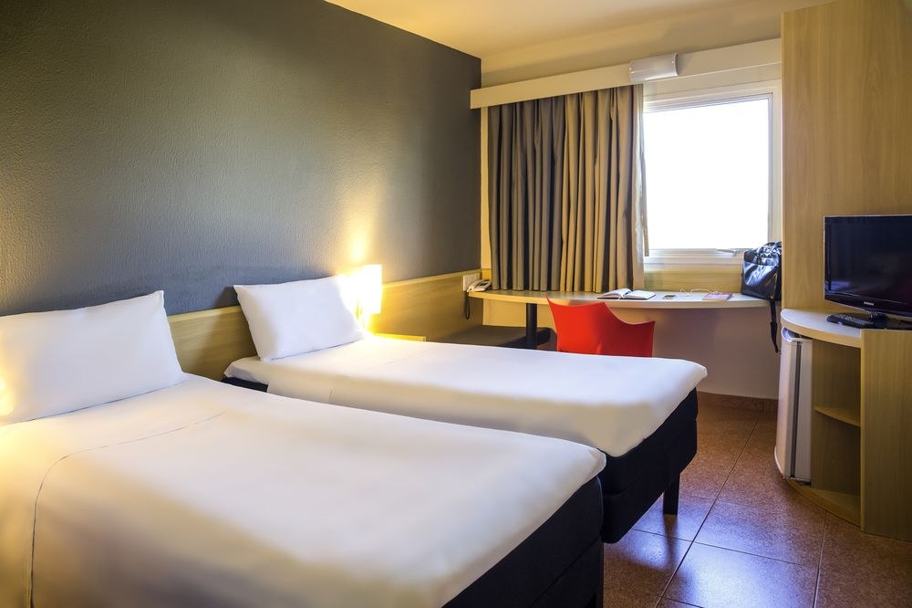 IBIS NICE AEROPORT PROMENADE DES ANGLAIS photo 1