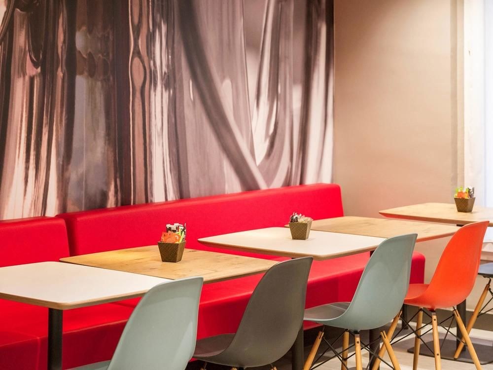 IBIS PARIS VAUGIRARD PORTE DE VERSAILLES