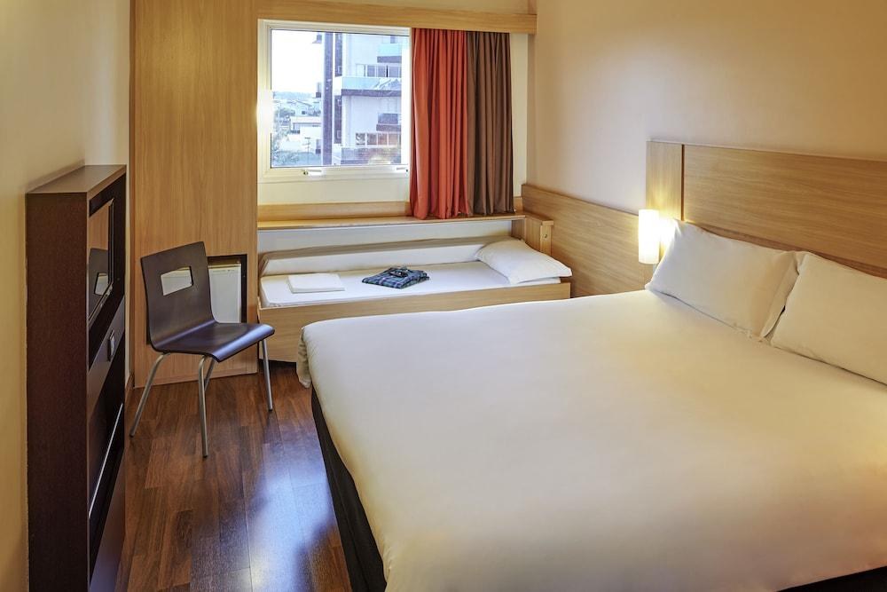 IBIS PARIS LA DEFENSE ESPLANADE photo 4