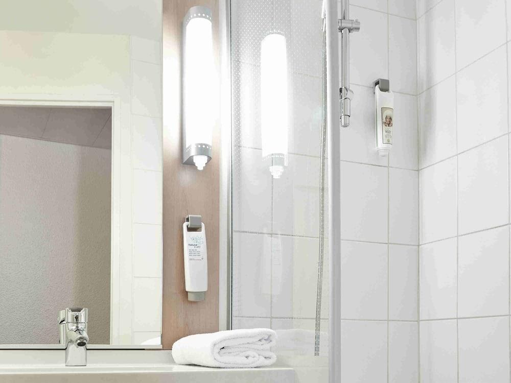 IBIS PARIS PORTE D'ORLEANS photo 3