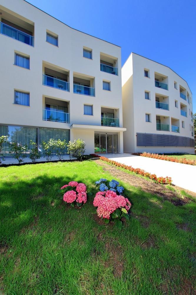 CRVENA LUKA APARTMENT & VILLAS photo 3