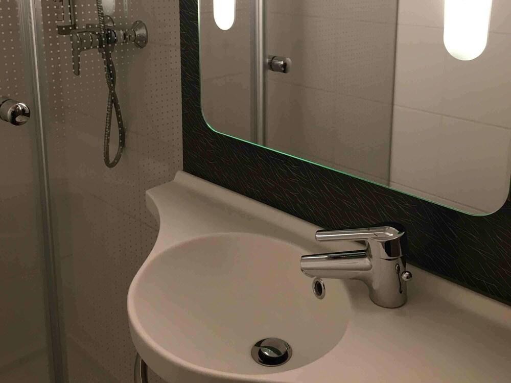 IBIS TOULOUSE PONTS JUMEAUX photo 3