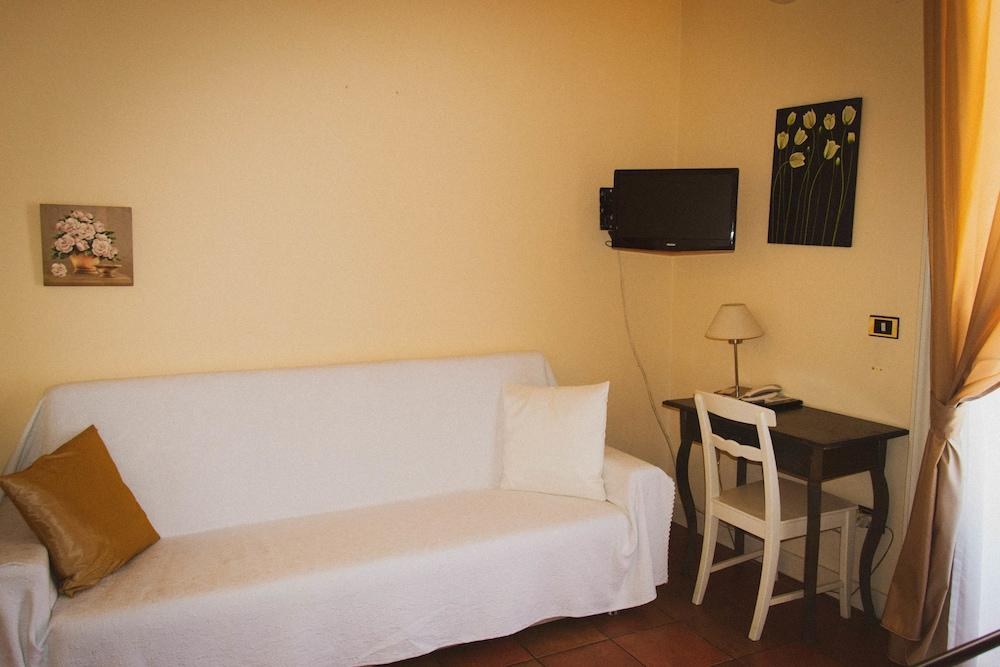 ANTICA DIMORA CARUSO photo 2