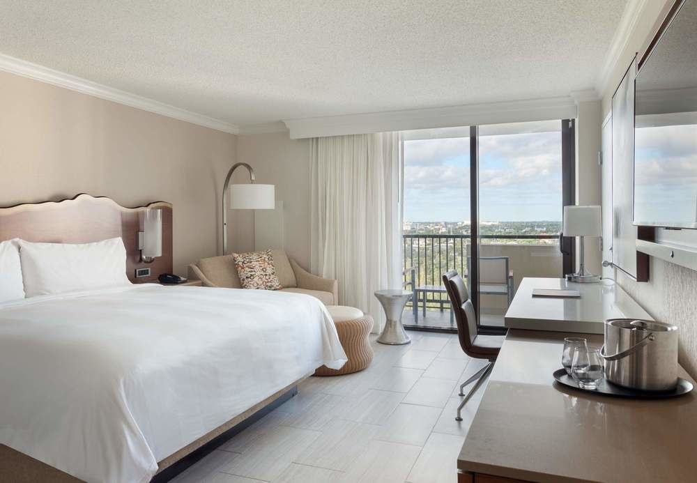 FORT LAUDERDALE MARRIOTT HARBOR BEACH RESORT  SPA photo 3