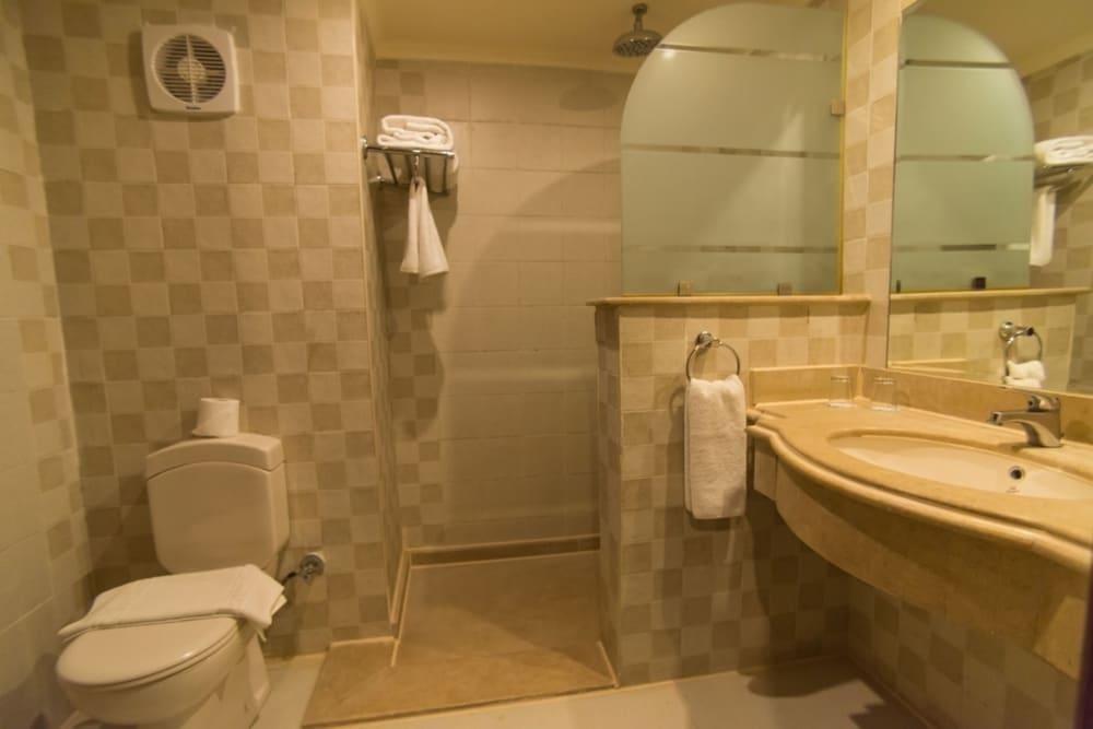 Tivoli Hotel Aqua Park photo 4
