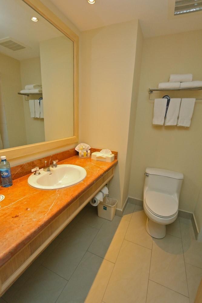 FOUR POINTS BY SHERATON SANTO DOMINGO photo 3