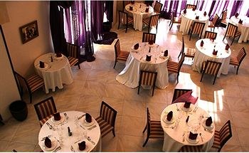 BELLE-VUE HOTEL AND SPA photo 2