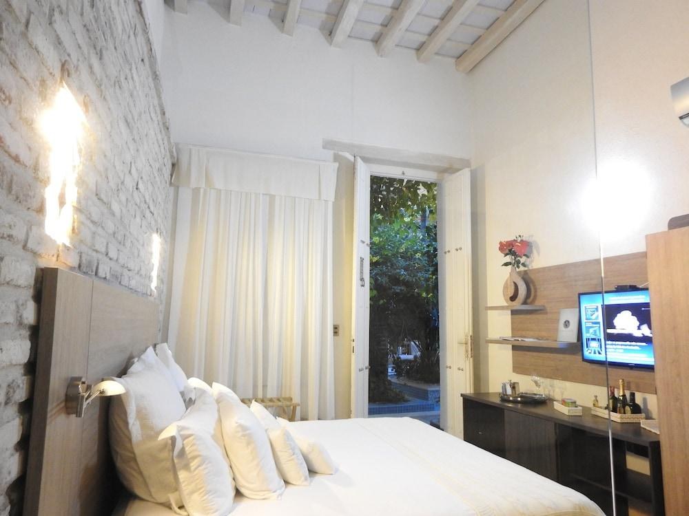 BOUTIQUE DON PEPE photo 2