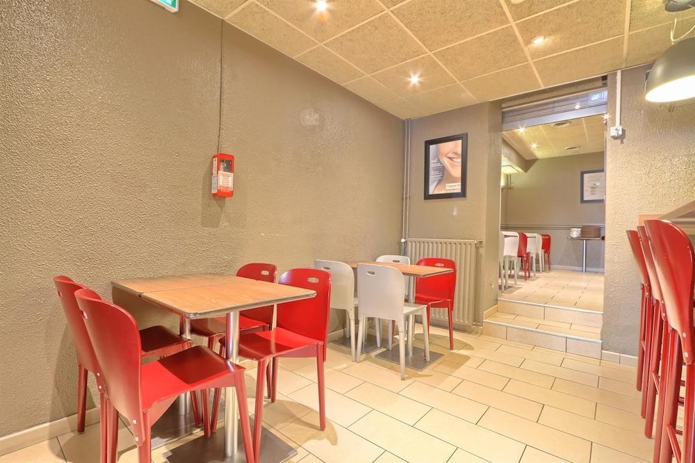 CAMPANILE PARIS OUEST - BOULOGNE photo 3