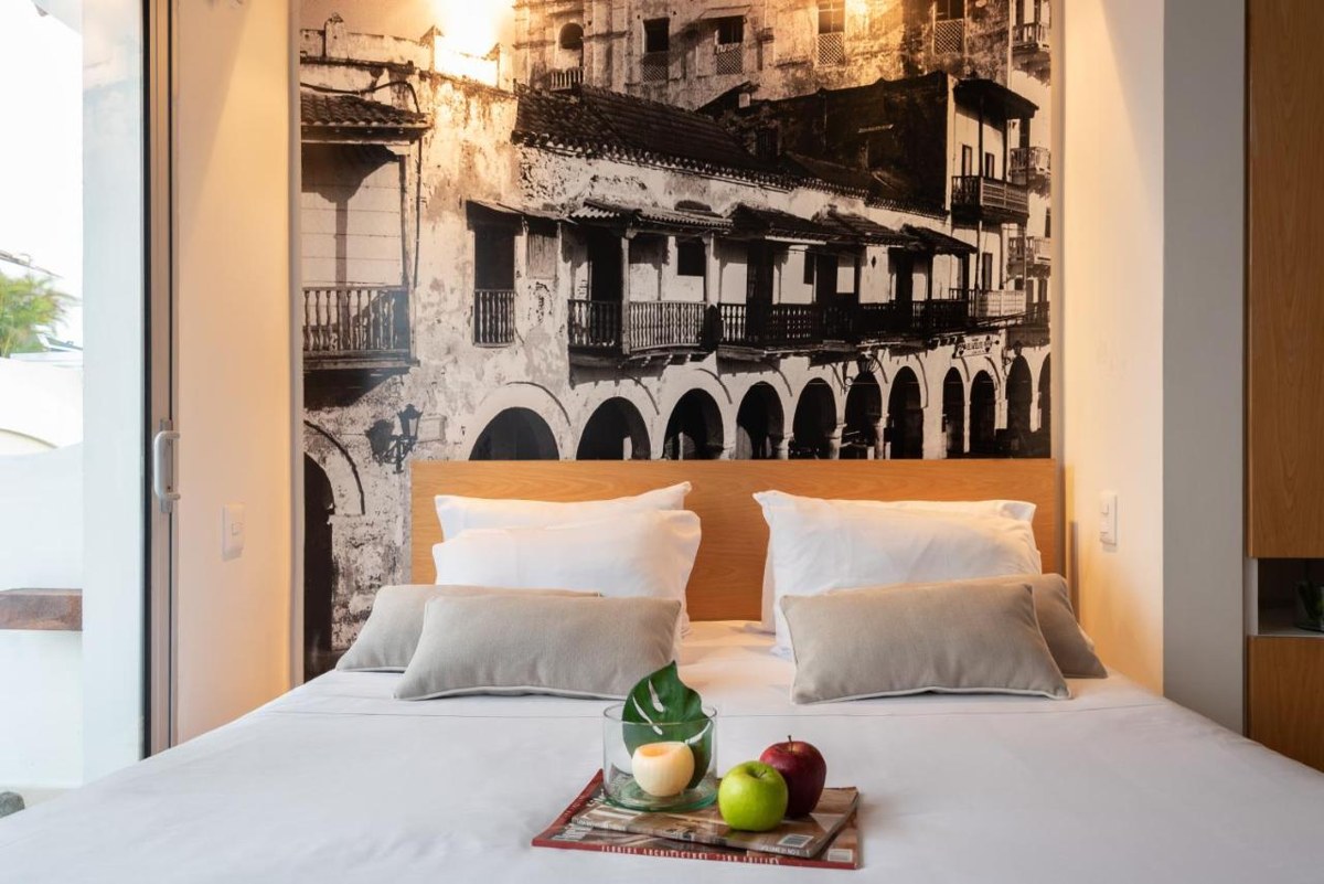 DELIRIO HOTEL