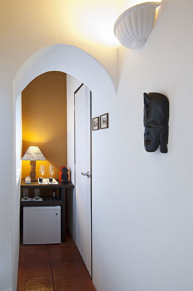 LEZ LEZARDS BED & BREAKFAST photo 3