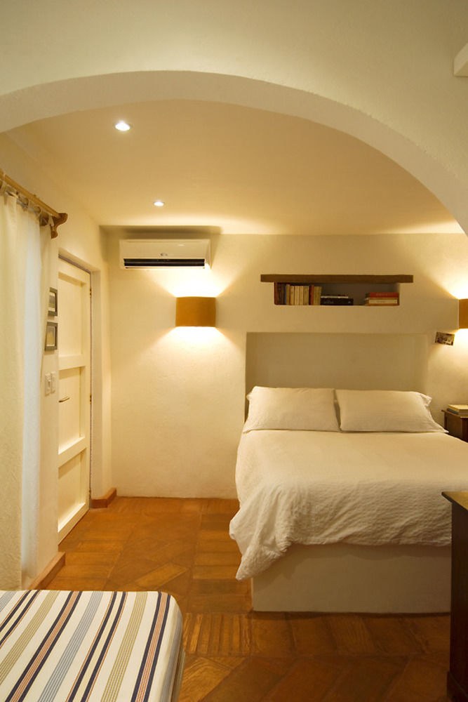 LEZ LEZARDS BED & BREAKFAST photo 4