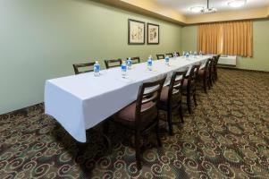 SUPER 8 FORT SASKATCHEWAN