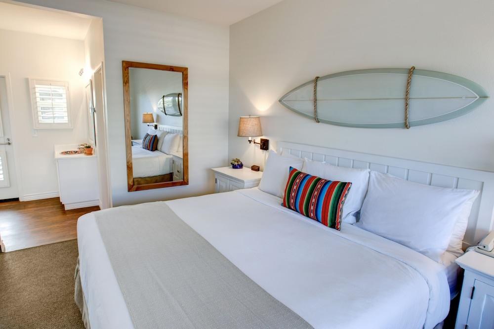LAGUNA BEACH HOUSE photo 4