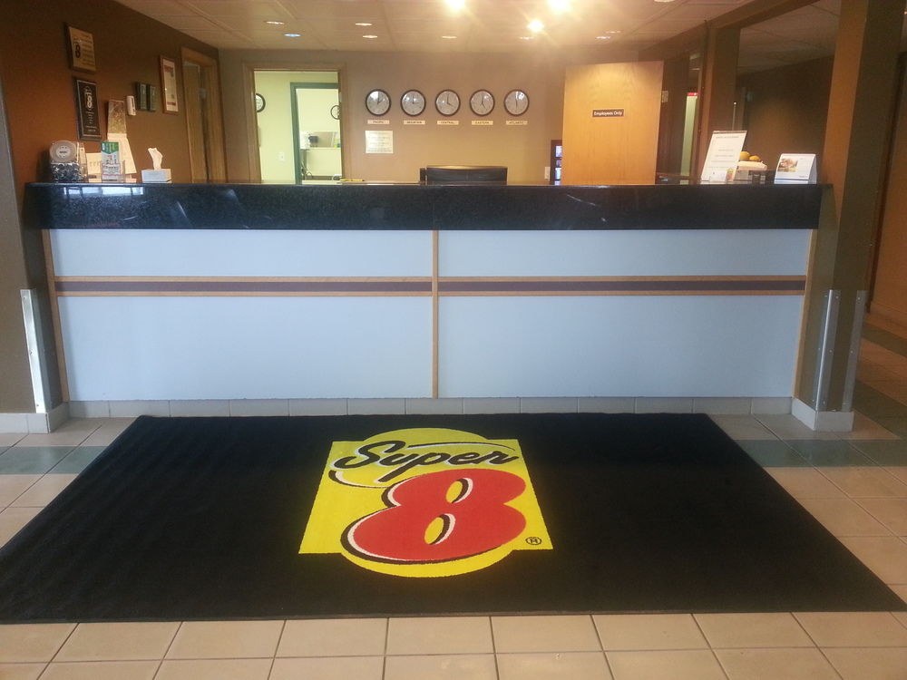 SUPER 8 BY WYNDHAM EDMONTON INTERNATIONAL AIRPORT