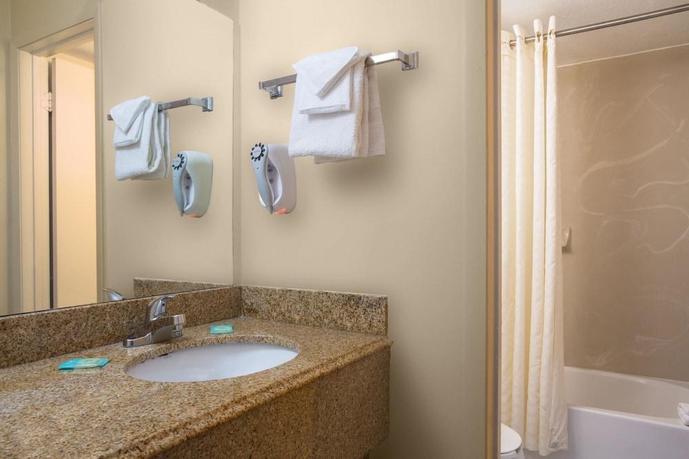 KNIGHTS INN ORLANDO photo 4