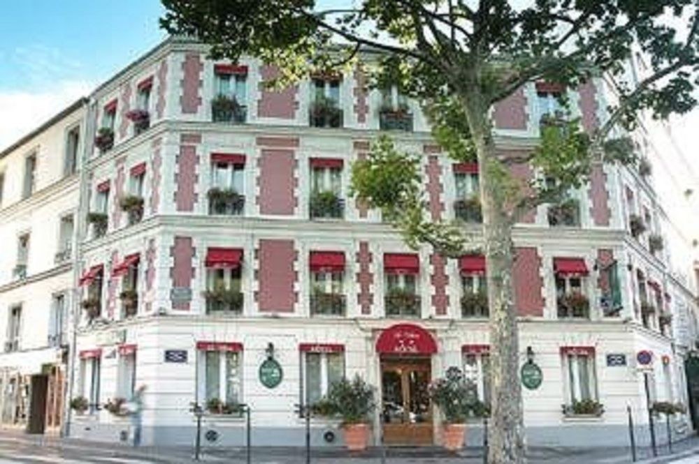 LE VILLIERS photo 1