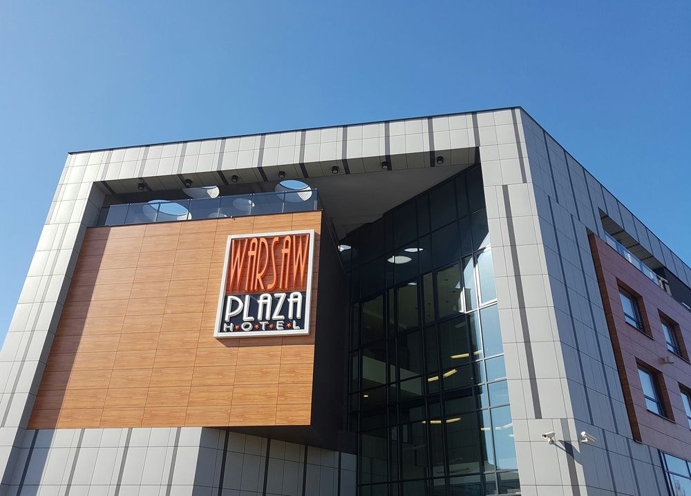 WARSAW PLAZA HOTEL