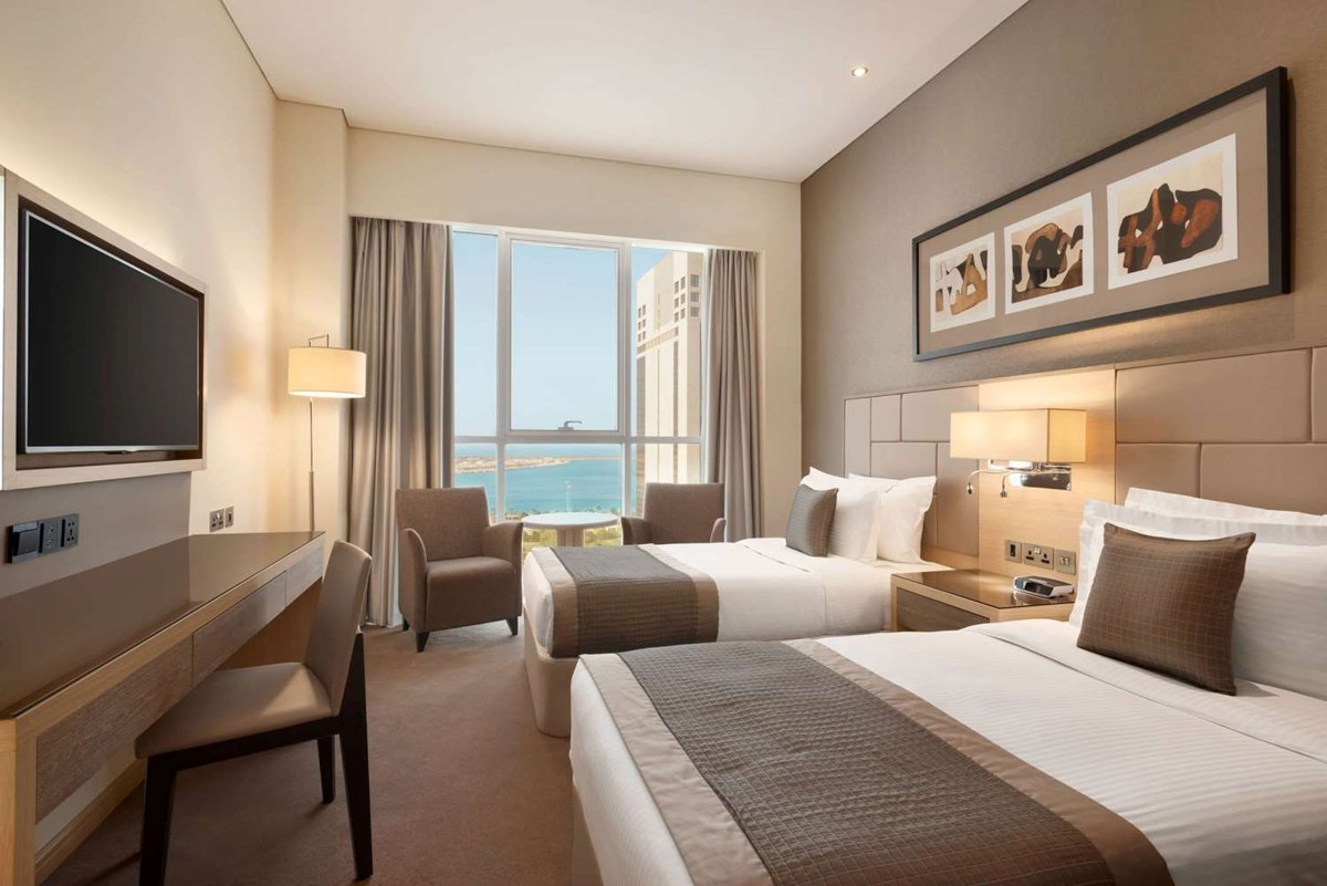 TRYP Hotel by Wyndham Abu Dhabi photo 1