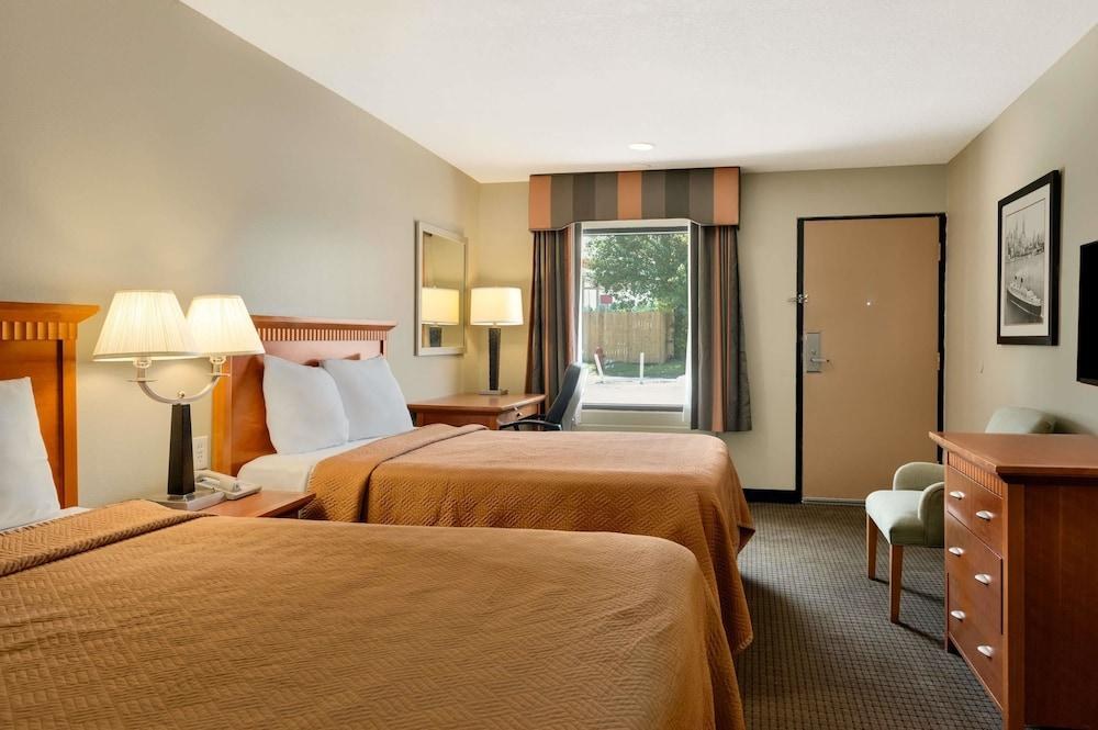 Developer Inn and Suites Airport JAX, a Baymont photo 4