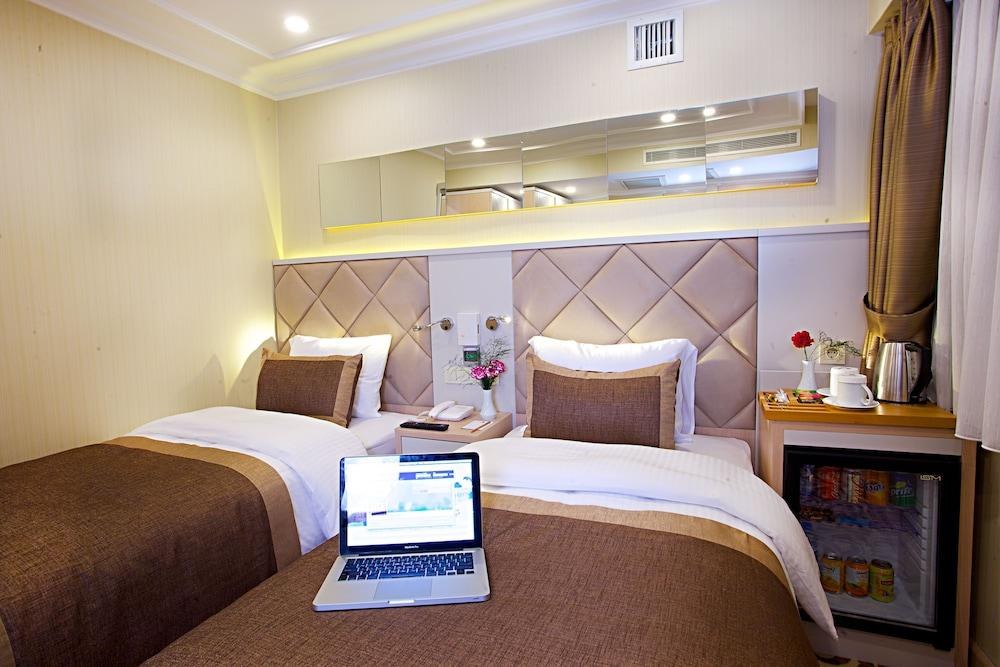 Alpinn Hotel photo 2