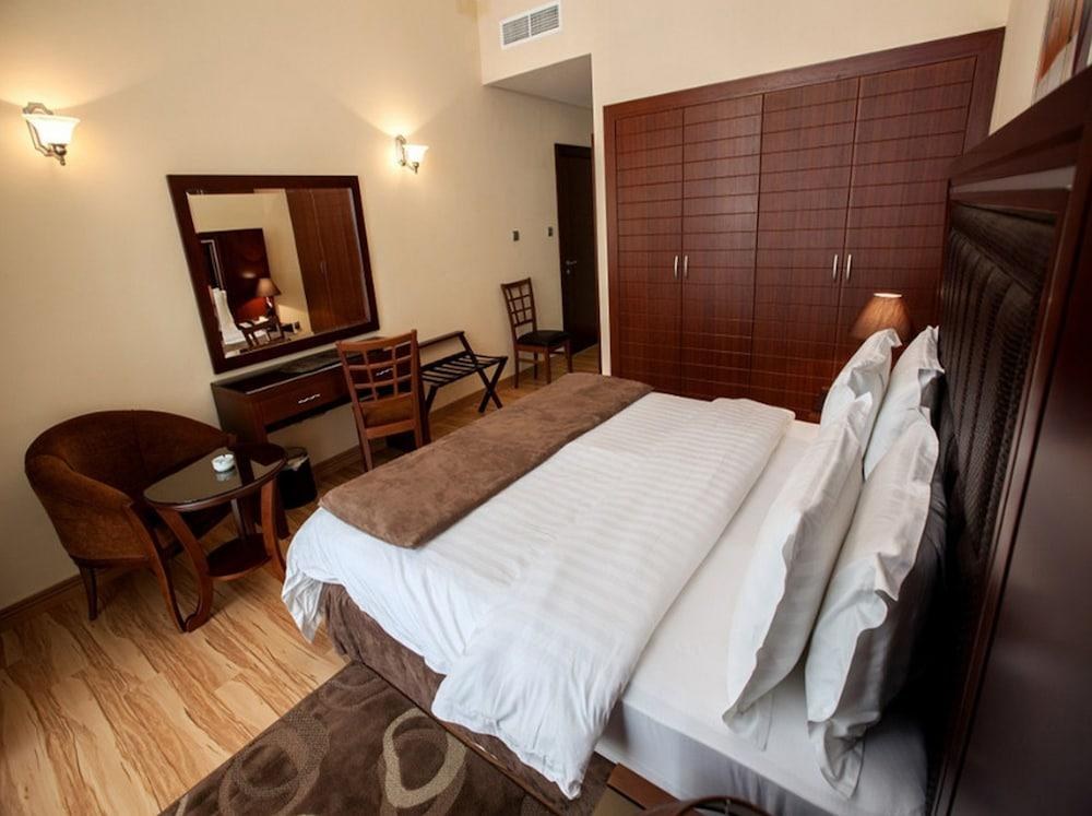 XCLUSIVE MAPLES HOTEL APARTMENTS BUR DUBAI photo 3
