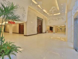 HARRIS HOTEL & CONVENTION CIUMBULEUIT BANDUNG photo 4