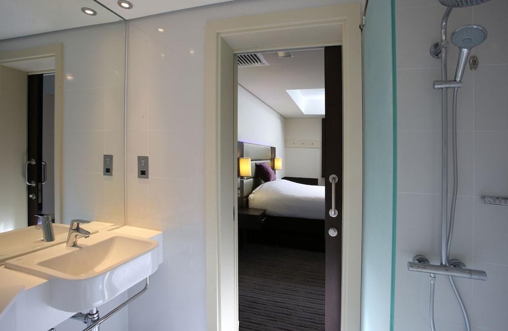 Ibis Styles Sharjah photo 2