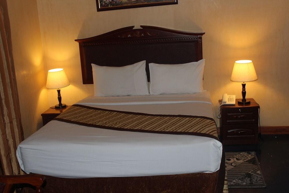 Mount Royal Hotel photo 2