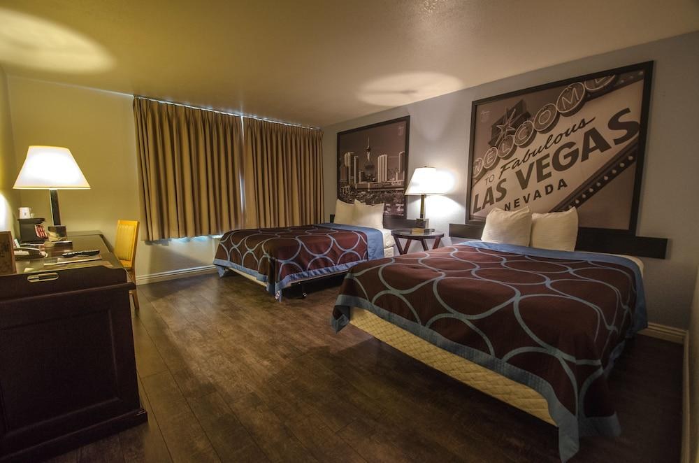 SUPER 8 BY WYNDHAM LAS VEGAS NORTH STRIP/FREMONT photo 4