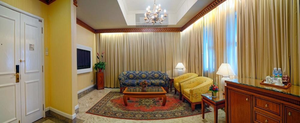 The Jesselton Hotel photo 2