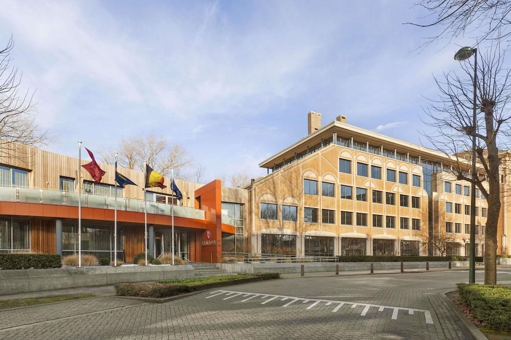 RAMADA BRUSSELS WOLUWE photo 2